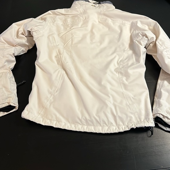 Mountain Hardwear White Conduit Windproof Softshell Jacket Women’s Size small - Picture 6 of 11